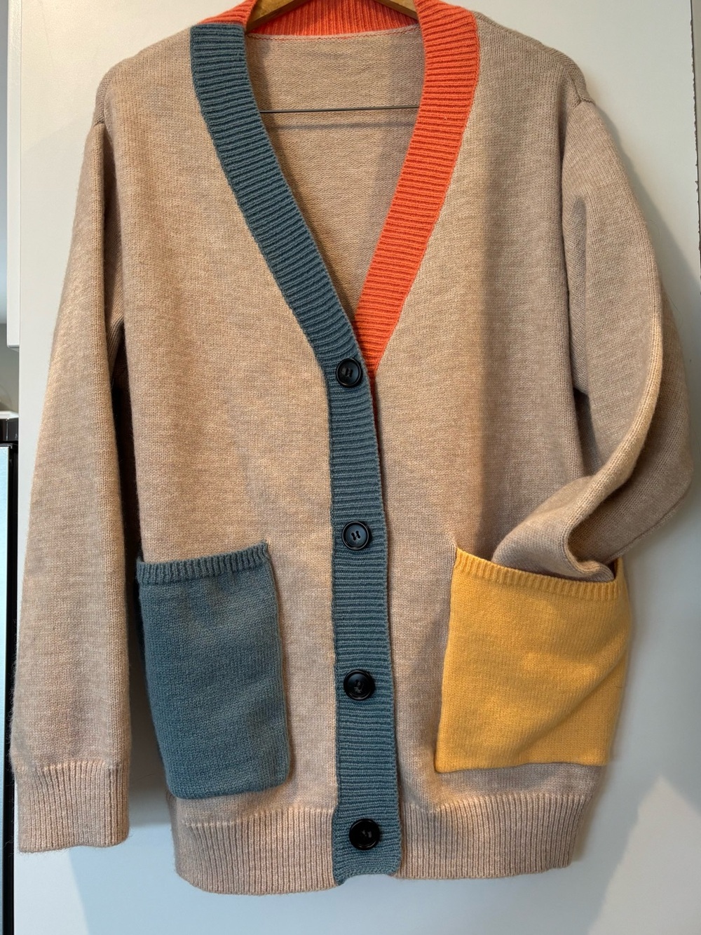 Super cute and cozy acrylic sweater size 1X new without tags!